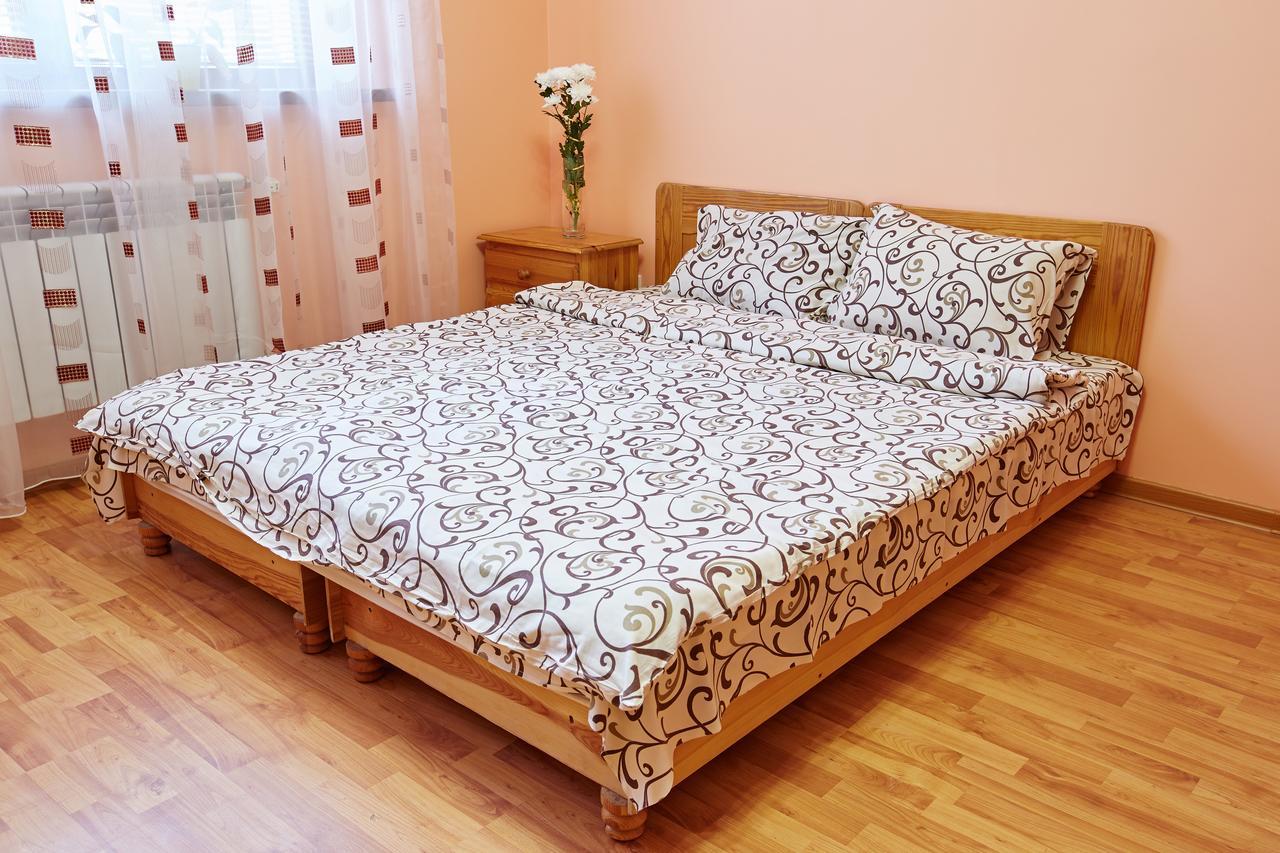 Babylon Apartmens On Zhukova Apartment Rivne Exterior foto